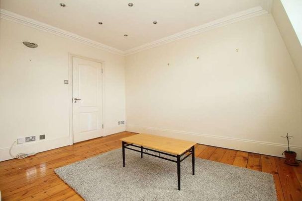 Tollington Way, London, N7 - Photo 1