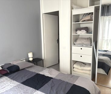 Location Appartement 1 pièce 29m² LYON 6ème - Photo 2
