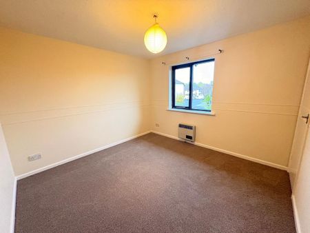 2 bedroom terraced house to rent - Photo 2