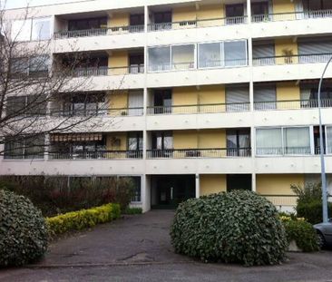 Location appartement t1 38 m² à Cenon (33150) Grand Pavois-Cimetier... - Photo 1