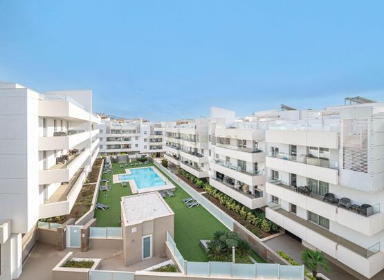 Apartamento de alquiler en Av. Burgos, 26, 29670 San Pedro Alcántara, Málaga,, 5, Nueva Alcántara - Photo 1