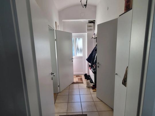 günstige 2 Zimmer Wohnung mit Terrasse 56m² - inkl. Parkplatz - Foto 1