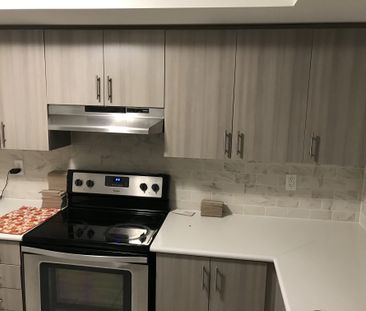 For Lease - 2214 Chevron Prince Path Unit# (Room), Oshawa, Ontario - Photo 1