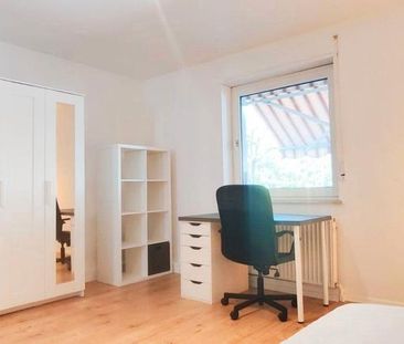 Schickes WG-Zimmer in stylischer 4er WG + Küche - Photo 3