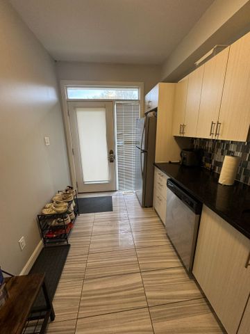 107 Amaya, Ottawa, ON K2A 3X7 - Photo 4