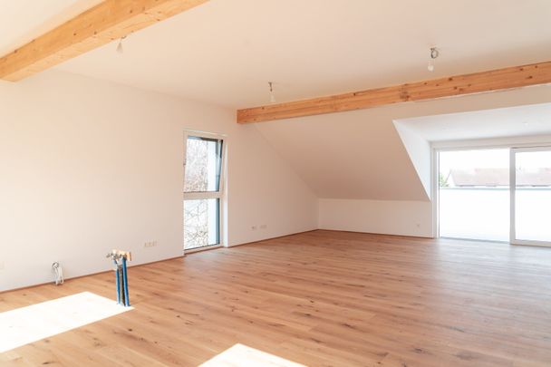 Attraktives Wohnen auf großzügiger Terrassenwohnung mit hochwertiger Ausstattung in Traun - Photo 1