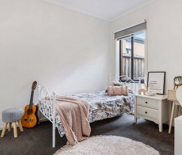 3-bedroom shared house, Jobbins Street - Photo 2