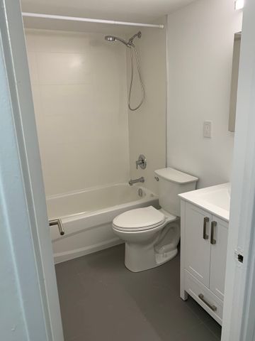 230 Oak Street - Photo 2