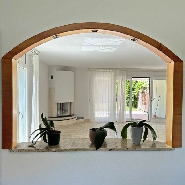 Superb family villa in Mies - Photo 1