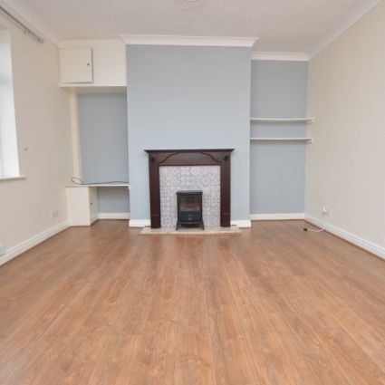 2 Bedroom Terraced House - Photo 1