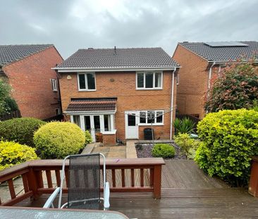 FOUR BEDROOM DETACHED HOUSE - Photo 2