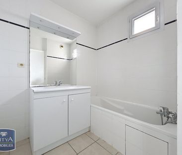 Location Appartement 3 pièces 68m² VILLEURBANNE 69100 - Photo 2