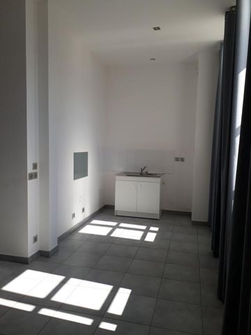 Le Clos des Ursules - Centre-Ville BOURG EN BRESSE - Appartement T3 - Photo 3