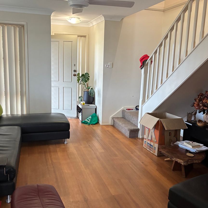 2/32 Hollingsford Crescent, Carrington NSW 2294 - Photo 1