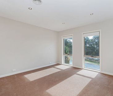 6 Keyar Street, O'Malley ACT 2606 - House For Rent | Domain - Photo 2