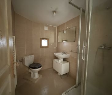 Location Appartement 2 pièces 39m² NARBONNE 11100 - Photo 5