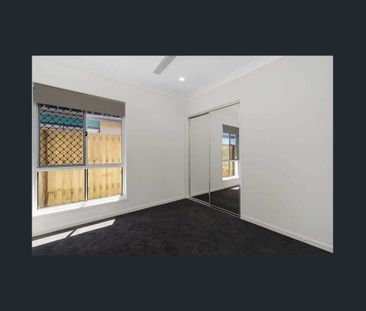 Stylish & Convenient Coomera Living - Photo 4