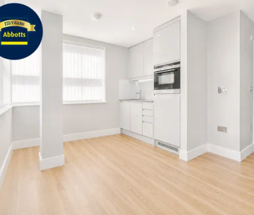 Rosebery House, Chelmsford, CM2 - Photo 1