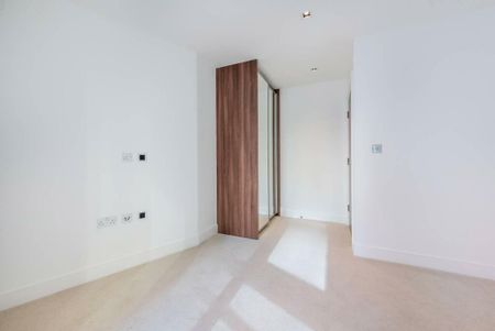 Fitzroy House, Dickens Yard, London - Photo 3