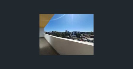 Modern 2‑Bedroom Apartment with Elevated Comfort & Style - Photo 5