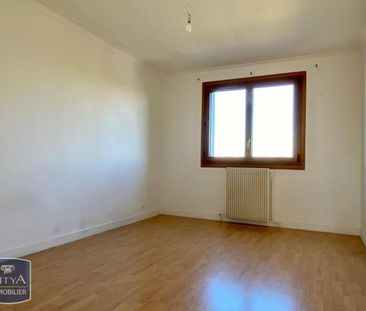 Location Appartement 3 pièces 73m² VAIRES SUR MARNE 77360 - Photo 3