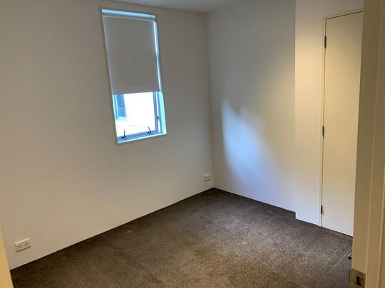 Central Auckland 2BR Oasis w/ Amenities - Photo 1