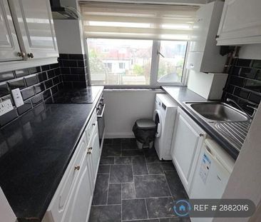 2 bedroom maisonette to rent - Photo 4