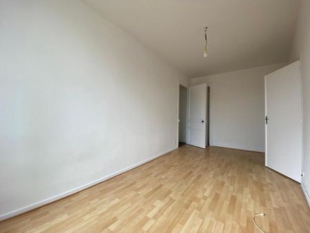 : Appartement 32.0 m² à SAINT ETIENNE - Photo 2