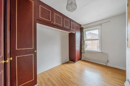 3 bedroom terraced house to rent - Photo 4