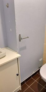 1ER MAI / T2- 54 m2- PARKING-LOGGIA-CHAUFFAGE INCLUS - Photo 4