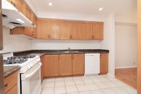 For Lease - 35 MALTA Avenue Unit# 5, Brampton, Ontario - Photo 3