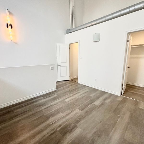 $1,499 / 1 br / 2 ba / 16 West Ave S, Unit 104 - Photo 1