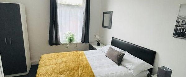 1 bedroom in a house share to rent - Photo 1