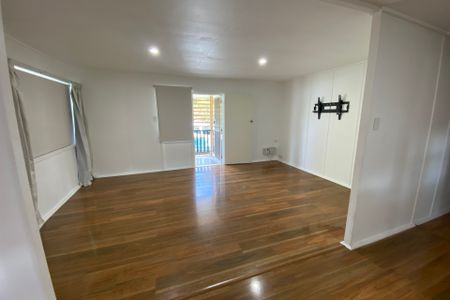 161 Stuart Street - Photo 4