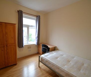 5 bedroom house to rent - Photo 2