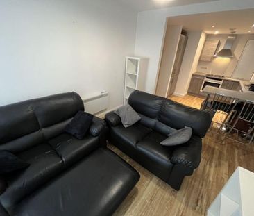 2 bedroom flat to rent - Photo 4