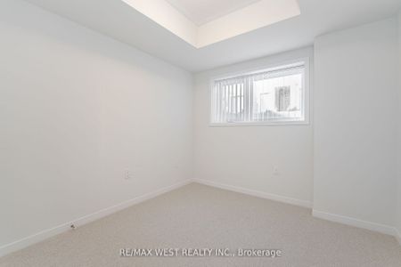 For Lease - 141 Honeycrisp Crescent Unit# 195, Vaughan, Ontario - Photo 5