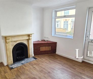 2 bedroom house to rent Alma Road, Lowestoft, Suffolk, NR32 - Photo 6