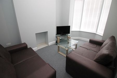 11 Haven Street, Salford, M6 5QR - Photo 3