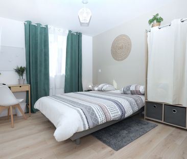 HIPPODROME M Roommate 4 Bedrooms at Nantes - Photo 1