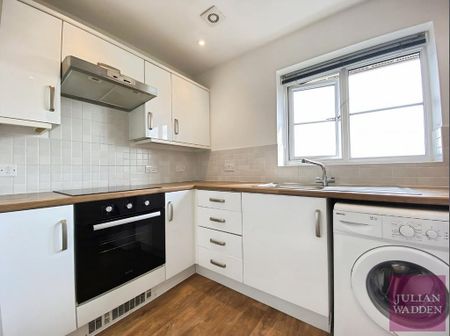 2 bedroom flat to rent - Photo 5