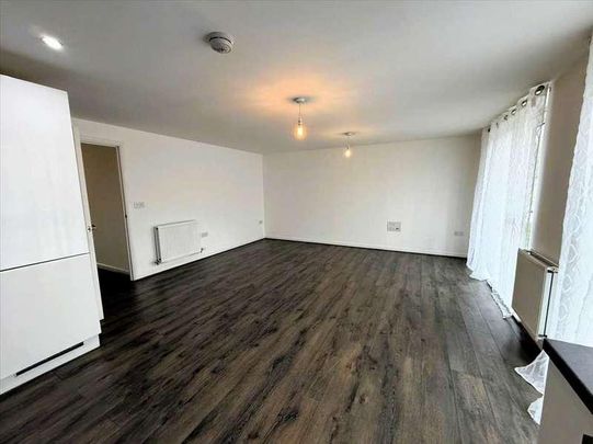 Lett Lane, Castle Hill, Ebbsfleet Valley, DA10 - Photo 1