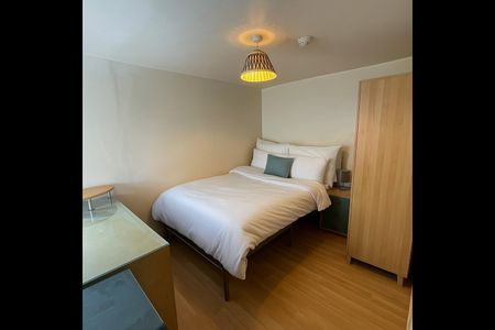 5 Bed Terraced House, Whitby Rd, M14 - Photo 2