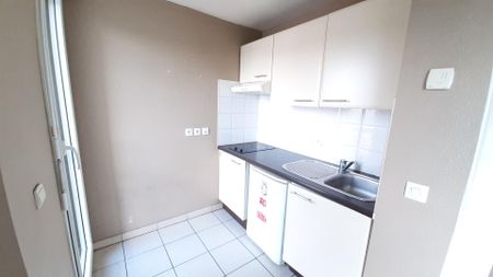 location Appartement T2 DE 39.3m² À ATHIS MONS - Photo 5