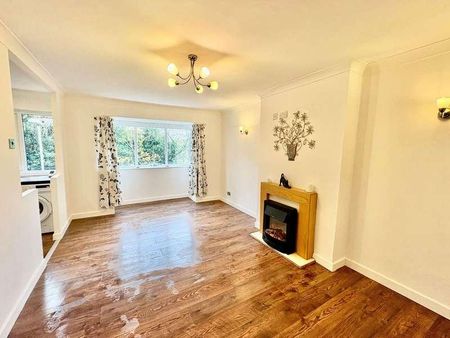 Roper Walk, Dudley, DY3 - Photo 2