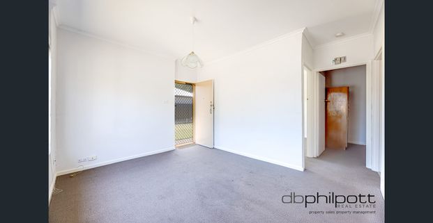 Convenient, Comfortable & Close to It All! - Photo 1