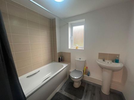 2 bedroom flat to rent - Photo 5