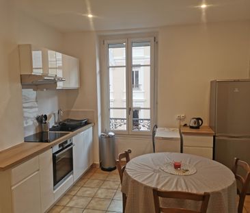 Location 145 Cours Tolstoi Villeurbanne (69100) Le bien en vidéo - Photo 4