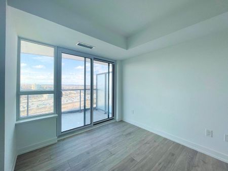 UNIVERSAL CITY 2: Bayly St & Brock Rd (1455 Celebration Dr) AD#101808 - Photo 2