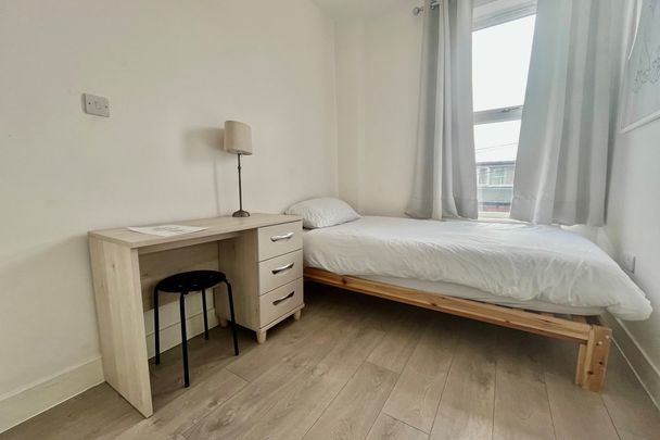Burley Lodge Terrace - Photo 1